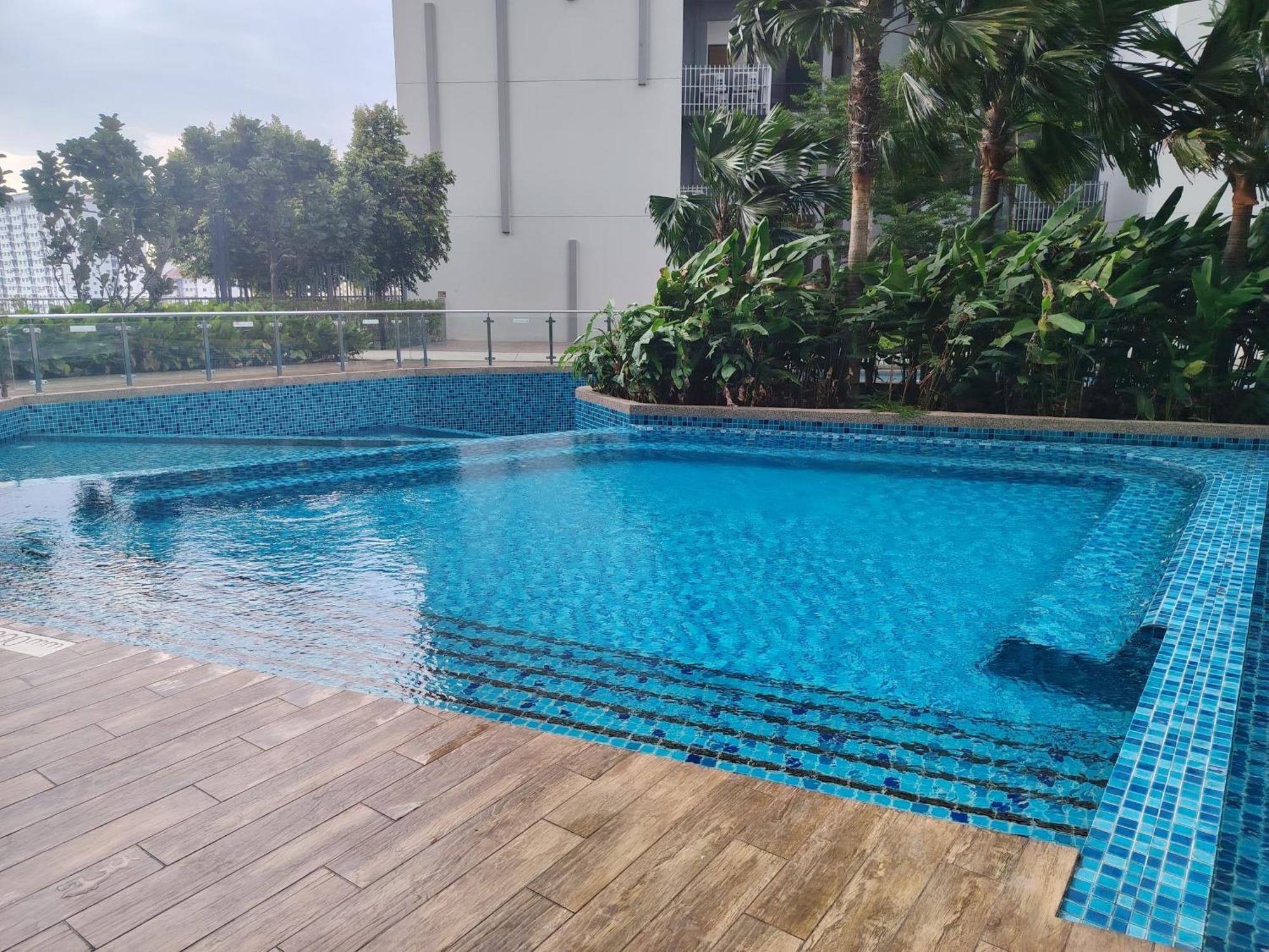 Greenfield Residence With Amazing Pool View And High-Speed Wi-Fi Petaling Jaya Exterior photo